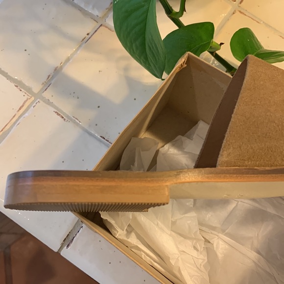 NEW with box! Johnny Was flats sandals shoes - Picture 8 of 8